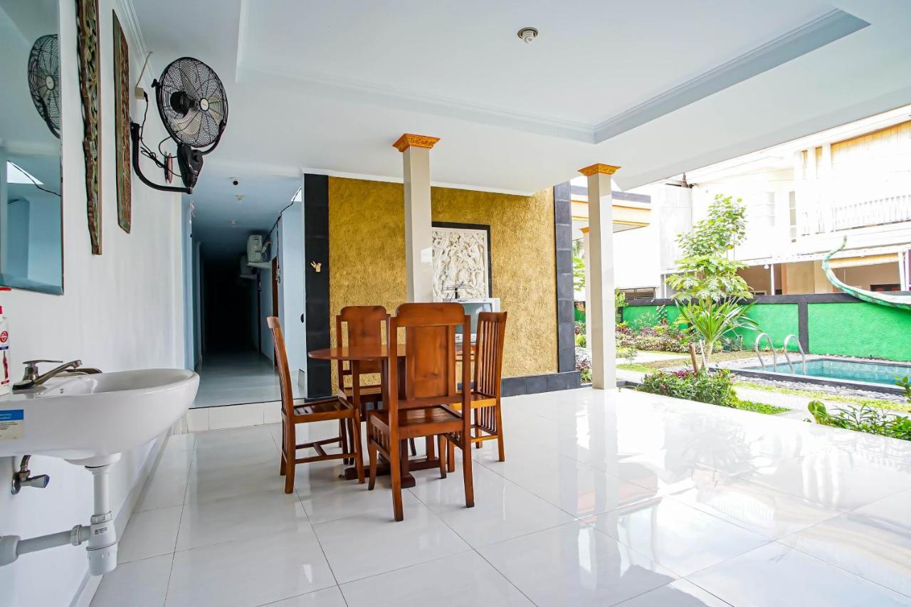 Guest House At Gunung Salak Bali Kerobokan Buitenkant foto